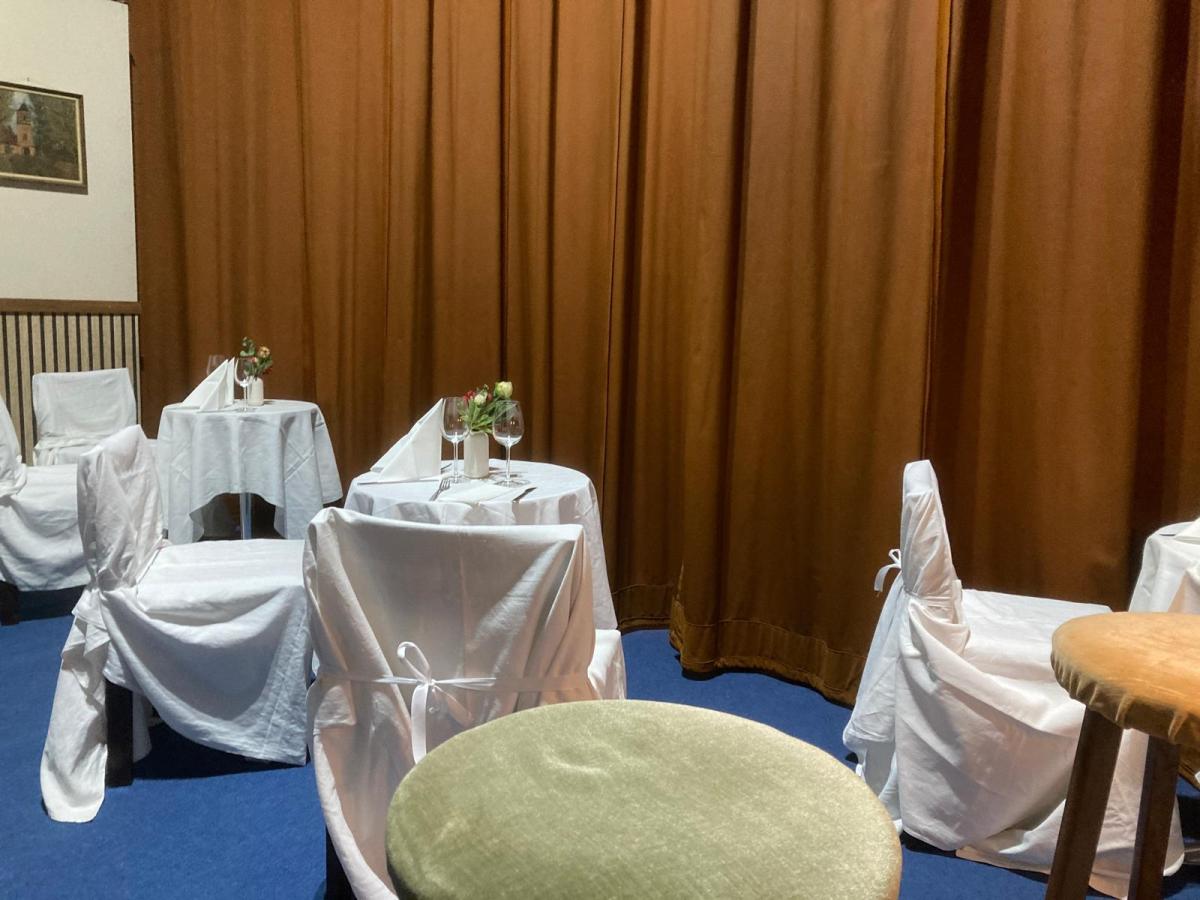 Hinter den Kulissen im Kino&nbsp;Universum
